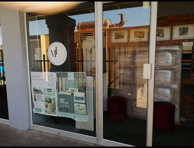 8M² BUSINESS CENTRE TO LET IN DIE WILGERS